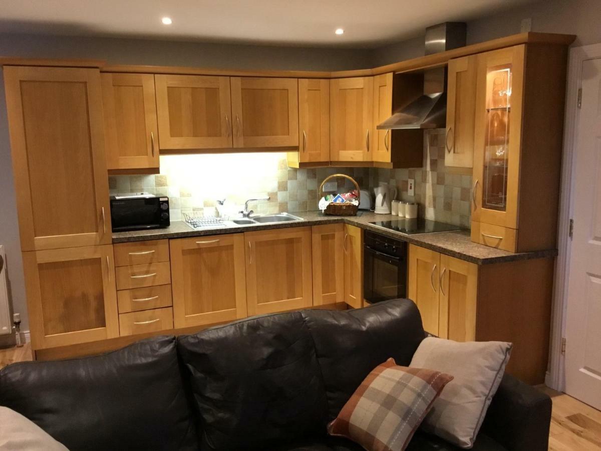 The Sidings Apartment เอนนิสคิลเลน ภายนอก รูปภาพ